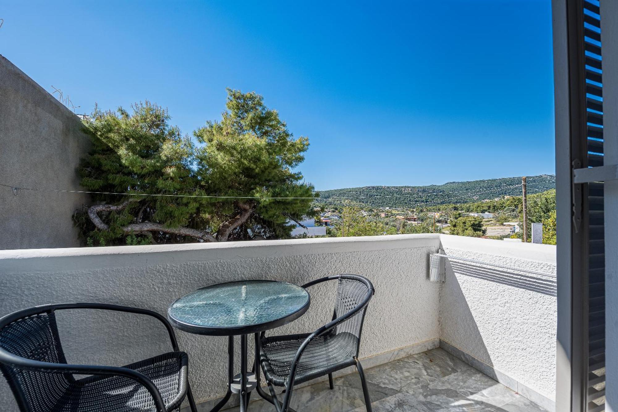 Erato Hotel Agia Marina  Екстериор снимка