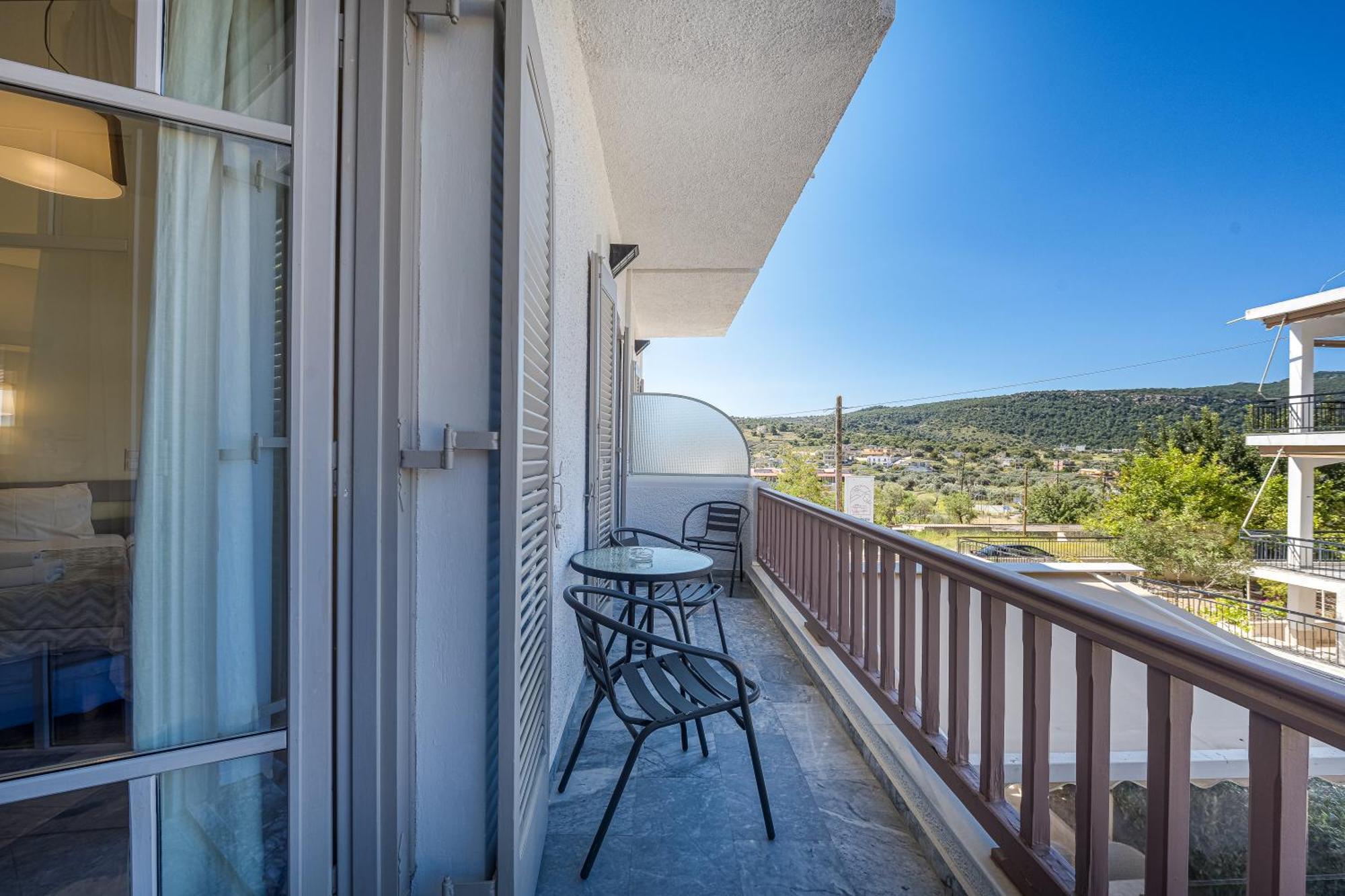 Erato Hotel Agia Marina  Екстериор снимка